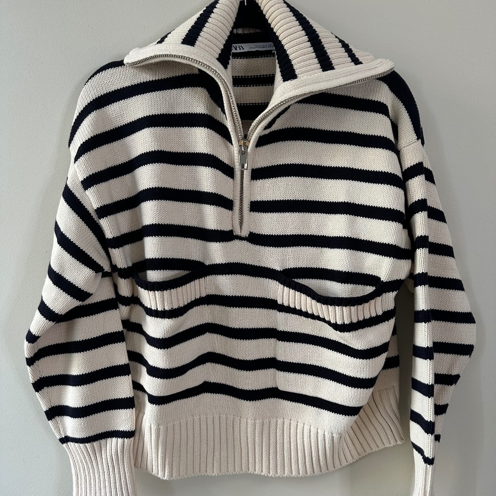 Zara  STRIPED KNIT SWEATER